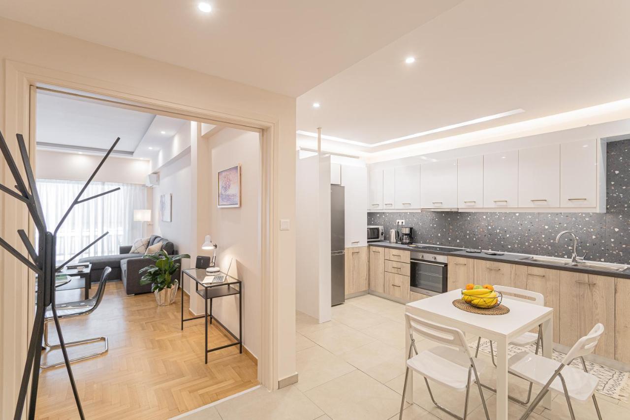 Amazing Apartment Near Metro Station! Athen Exterior foto