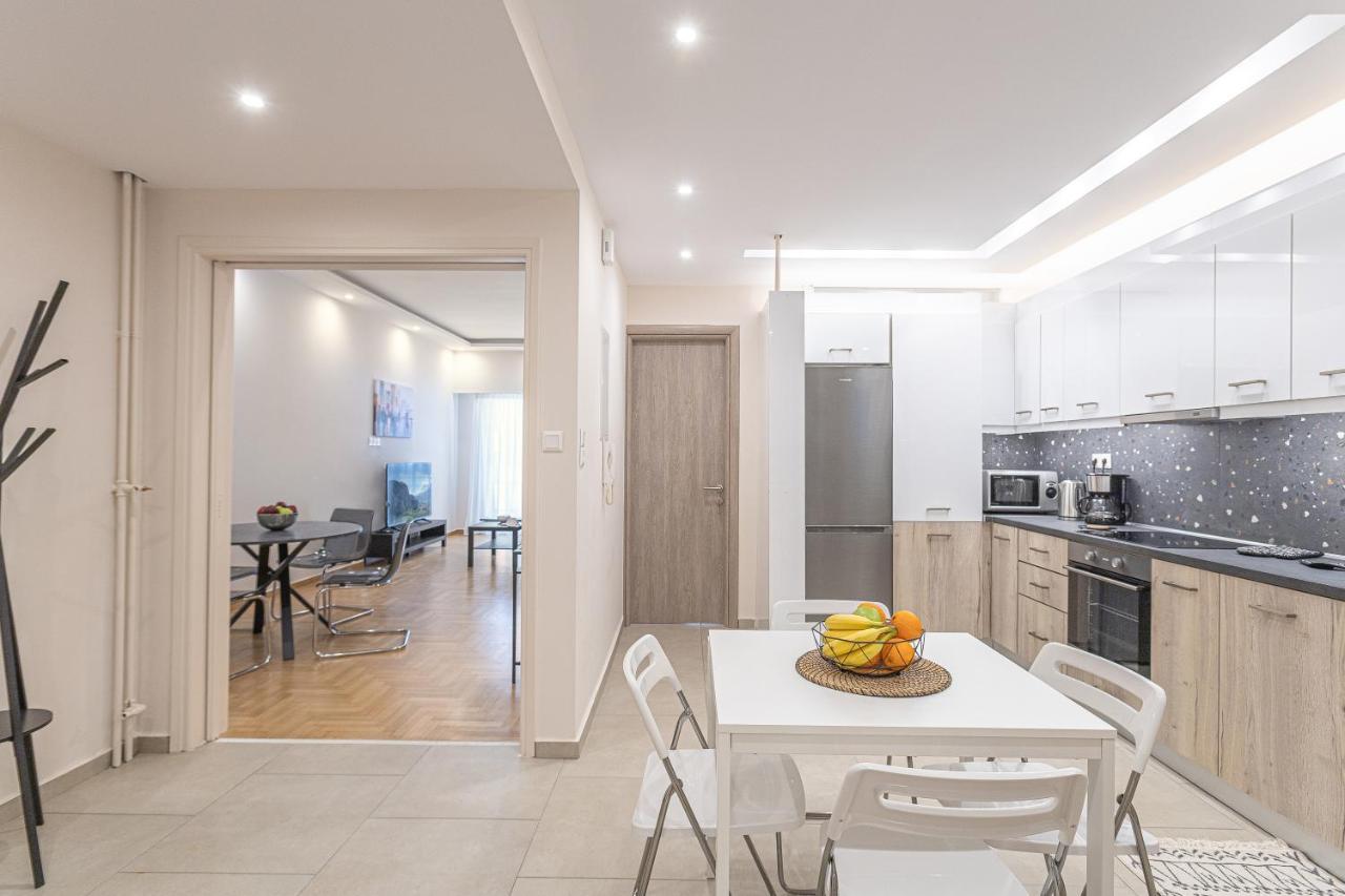 Amazing Apartment Near Metro Station! Athen Exterior foto