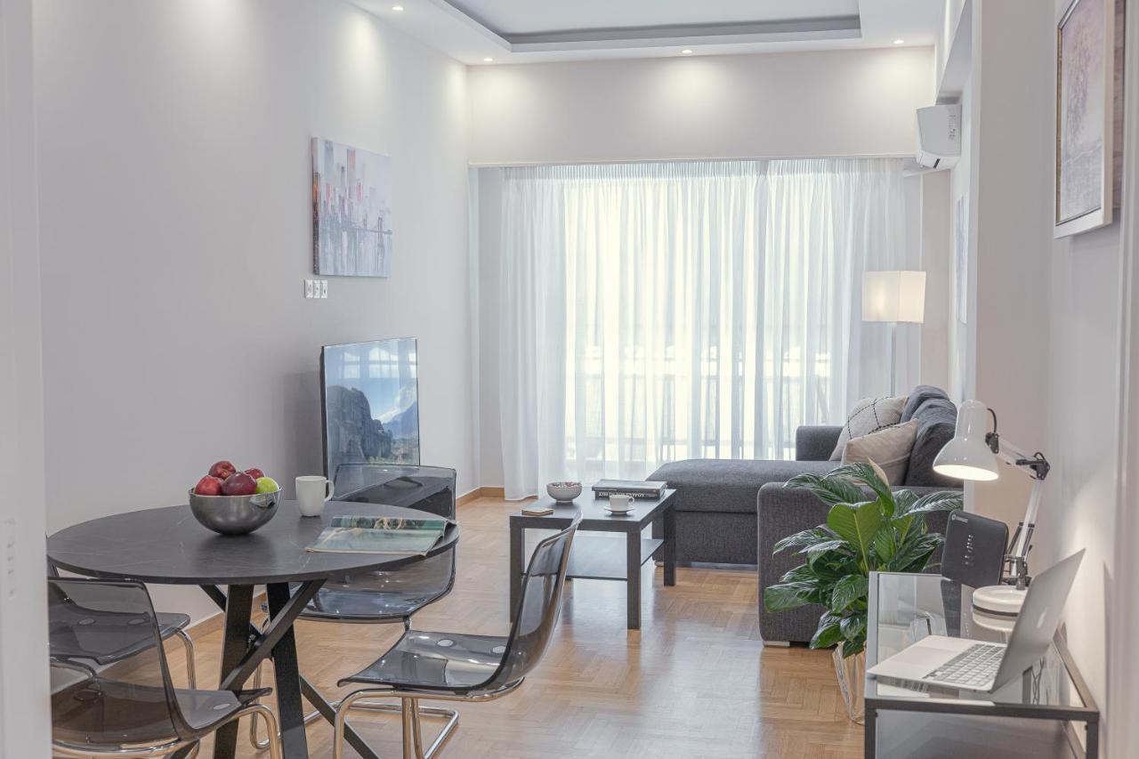 Amazing Apartment Near Metro Station! Athen Exterior foto