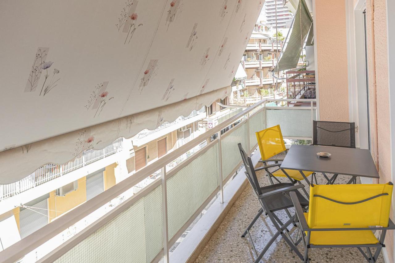 Amazing Apartment Near Metro Station! Athen Exterior foto