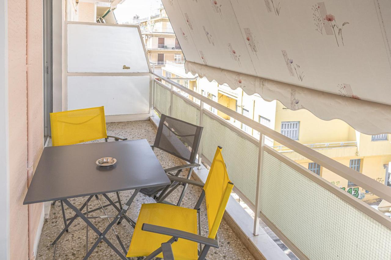 Amazing Apartment Near Metro Station! Athen Exterior foto