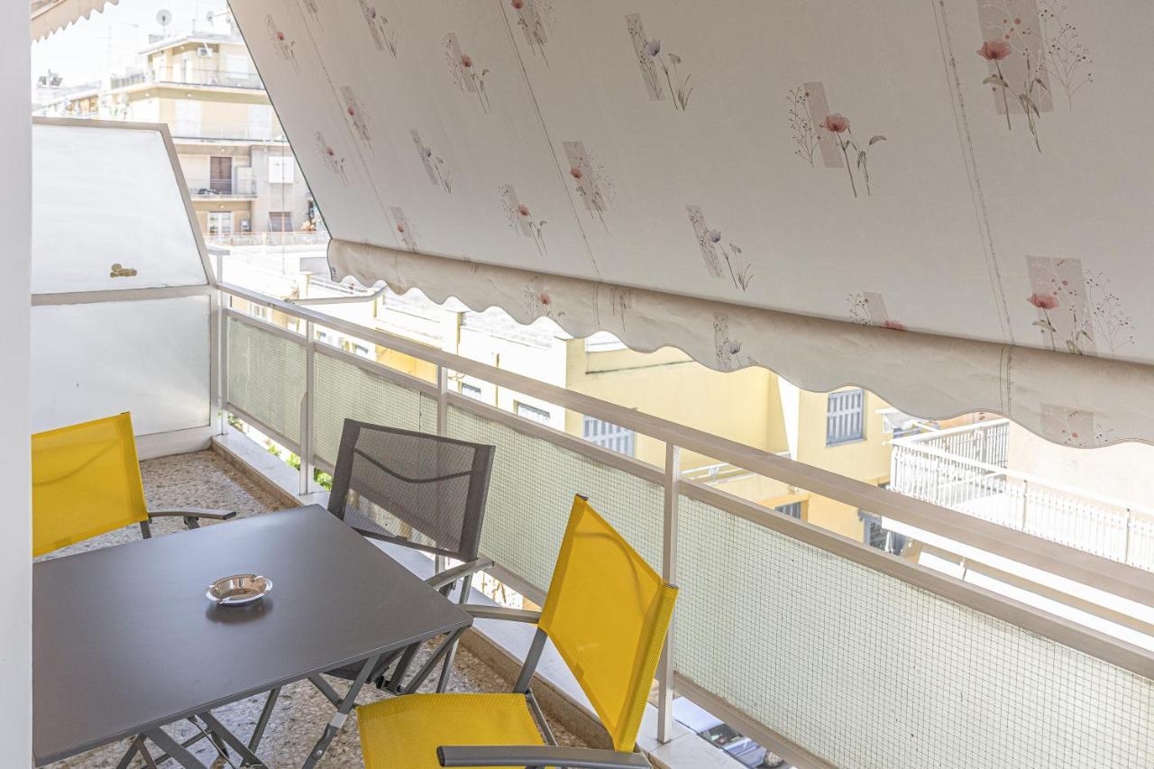 Amazing Apartment Near Metro Station! Athen Exterior foto