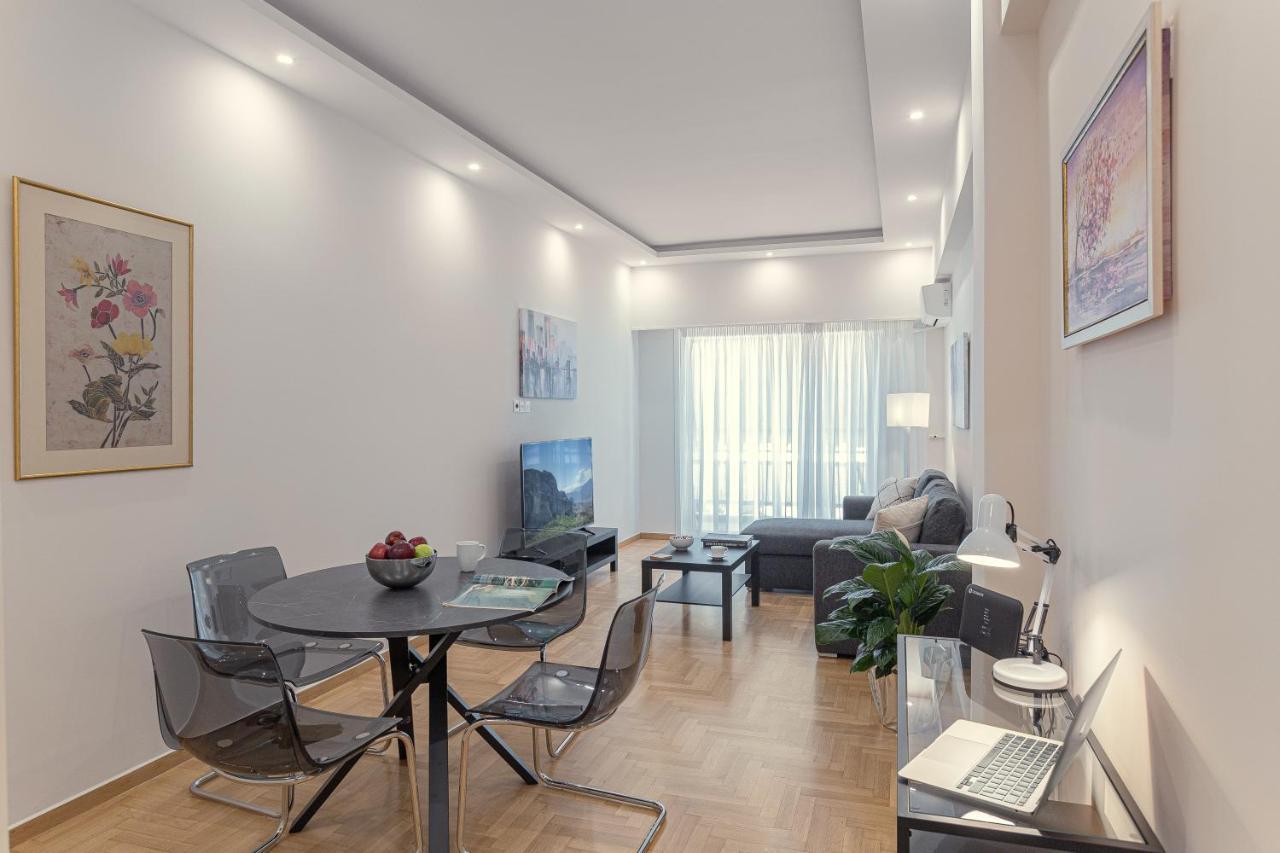 Amazing Apartment Near Metro Station! Athen Exterior foto